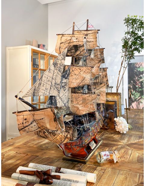 HMS Victory Model Ship – 60cm Handcrafted Naval Replica with Antique Finish
