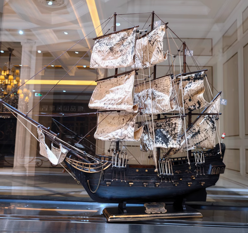 Black pearl scale model pirate ship