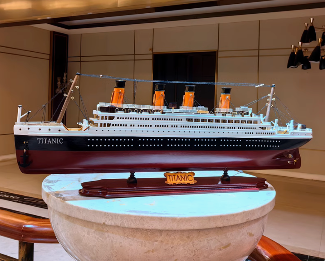 RMS Titanic illuminated Model - Legendary Ocean Liner in Multiple Sizes